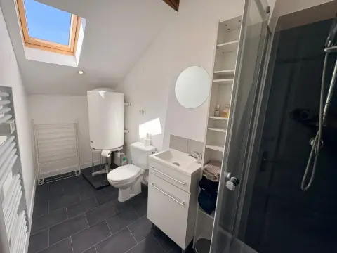 Photo 5